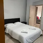 Apartamento Arethousa View Getaway - Chalkida's Cozy Gem Chalkís