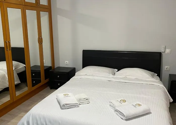 Arethousa View Getaway - Chalkida's Cozy Gem *