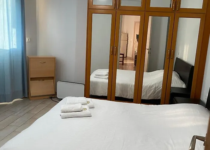 Apartment Arethousa View Getaway - Chalkida's Cozy Gem